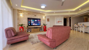 Expatriate Ocean View Penthouse